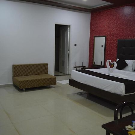 Hotel Sea Shore Beach Resort, Calangute Buitenkant foto