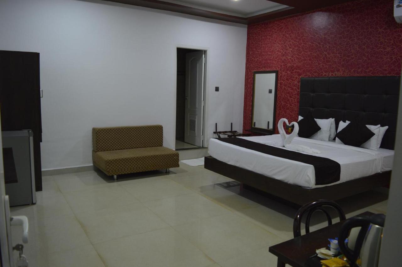 Hotel Sea Shore Beach Resort, Calangute Buitenkant foto